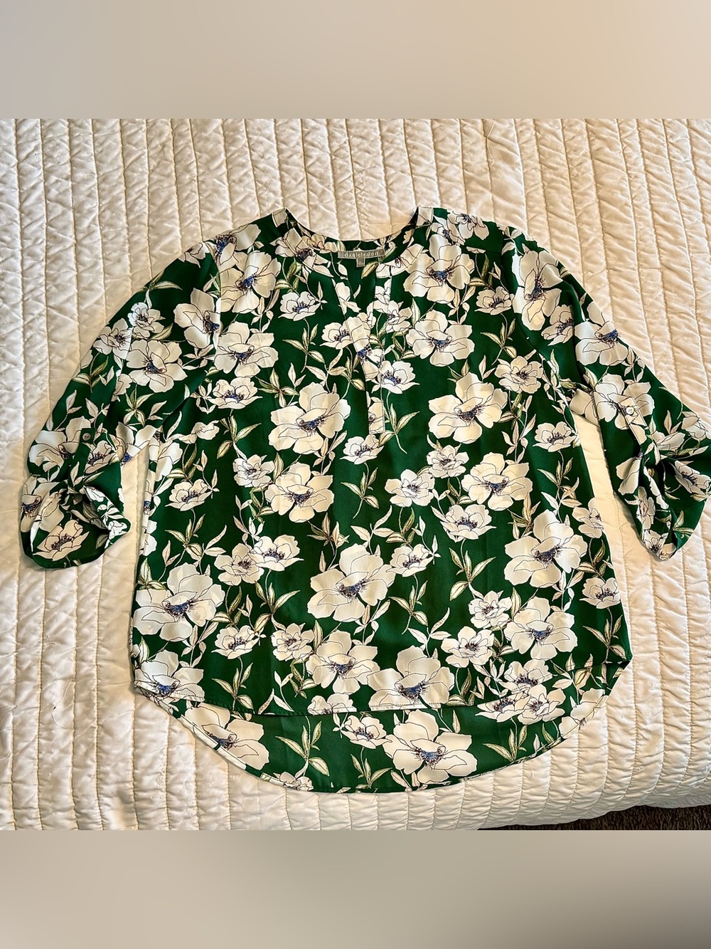 Daniel Rainn Green Floral V-Neck Blouse